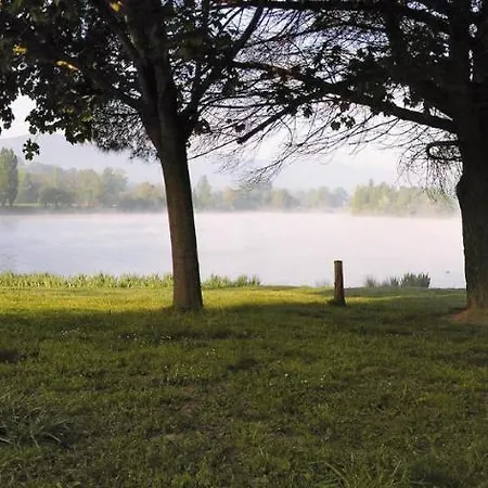 Les Chalets Montréjeau Chalet *